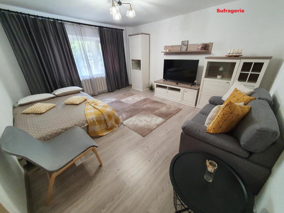 Mia Central Apart, 3 Rooms, 2 Baths, Afi Mall Braşov Esterno foto